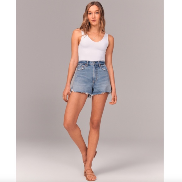 Abercrombie & Fitch Pants - NWT Abercrombie & Fitch Distressed 90's High Rise Denim Mom Shorts
